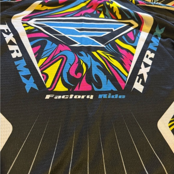 FXR Top - Picture 2 of 4